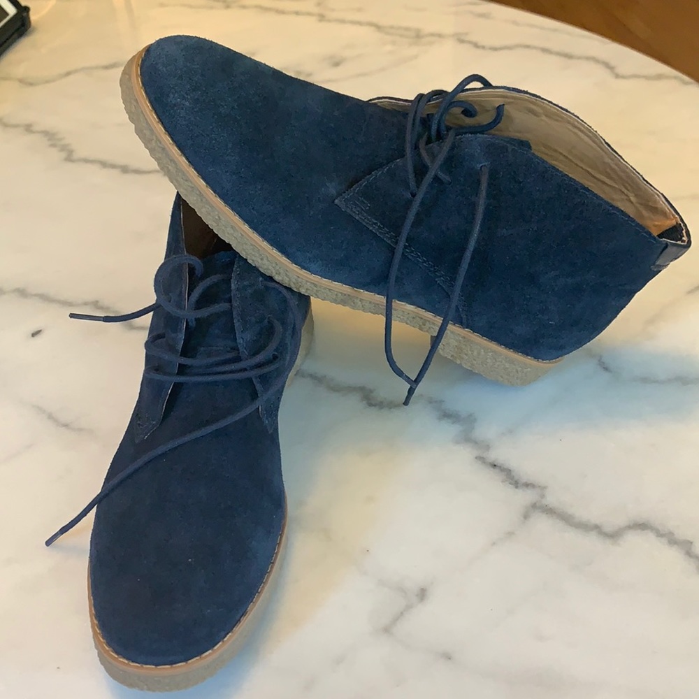 Tommy Hilfiger Blue Suede Ankle Oxford Boot 9.5